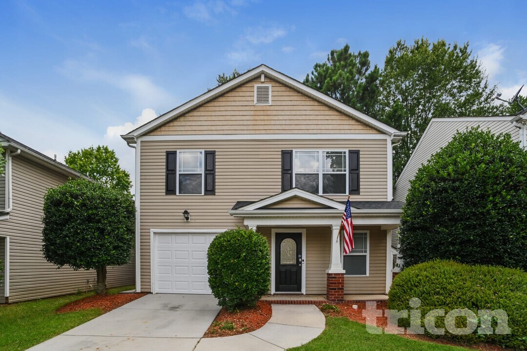 345 Hunslet Cir in Charlotte, NC - Building Photo