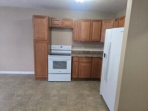 10840 Woods Dr in Ingalls, IN - Building Photo - Building Photo