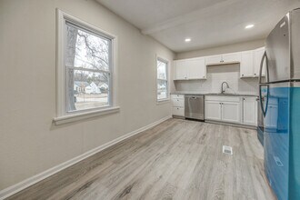 1512 E 76th St in Kansas City, MO - Building Photo - Building Photo