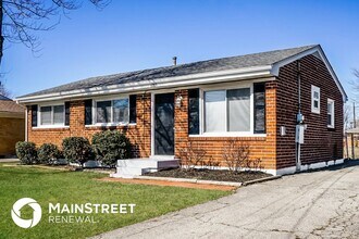 6207 Red Spruce Dr in Louisville, KY - Building Photo - Building Photo