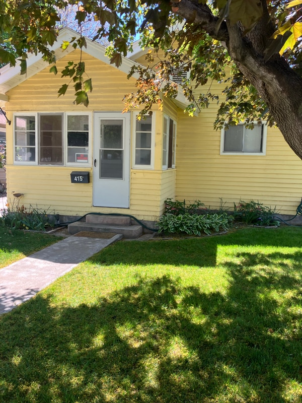 property at 415 6th St S