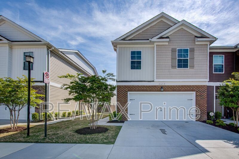 2413 Trafton Pl in Chesapeake, VA - Building Photo