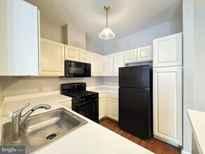 5004 Stone Shop Cir in Owings Mills, MD - Building Photo - Building Photo