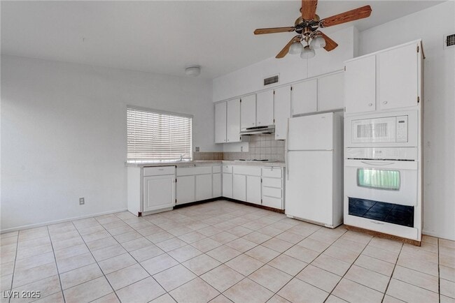 property at 2206 Sunnyslope Ave
