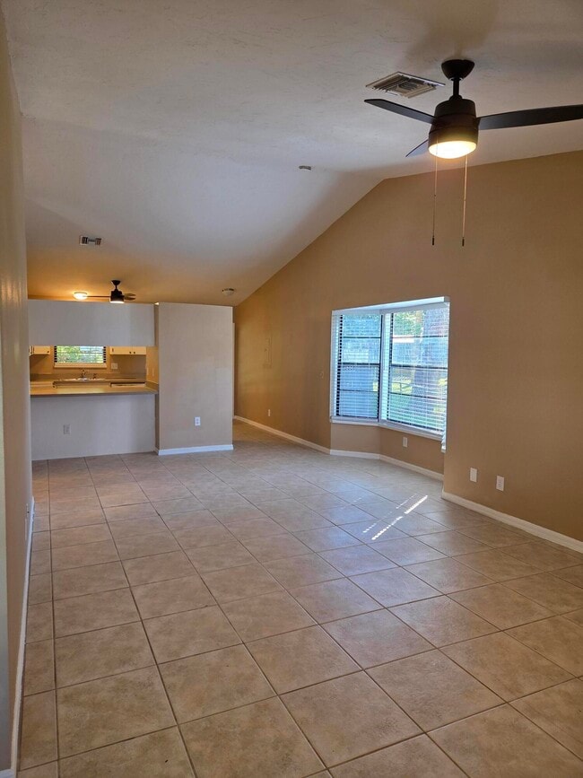 1422 36th Ave in Vero Beach, FL - Building Photo - Building Photo