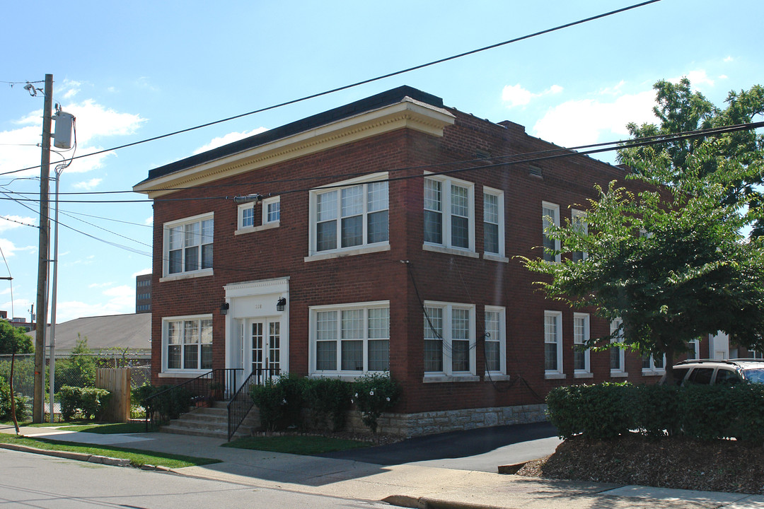 228-230 Lexington Ave in Lexington, KY - Foto de edificio