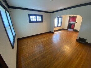 2826 S 39th Ave in Minneapolis, MN - Building Photo - Building Photo