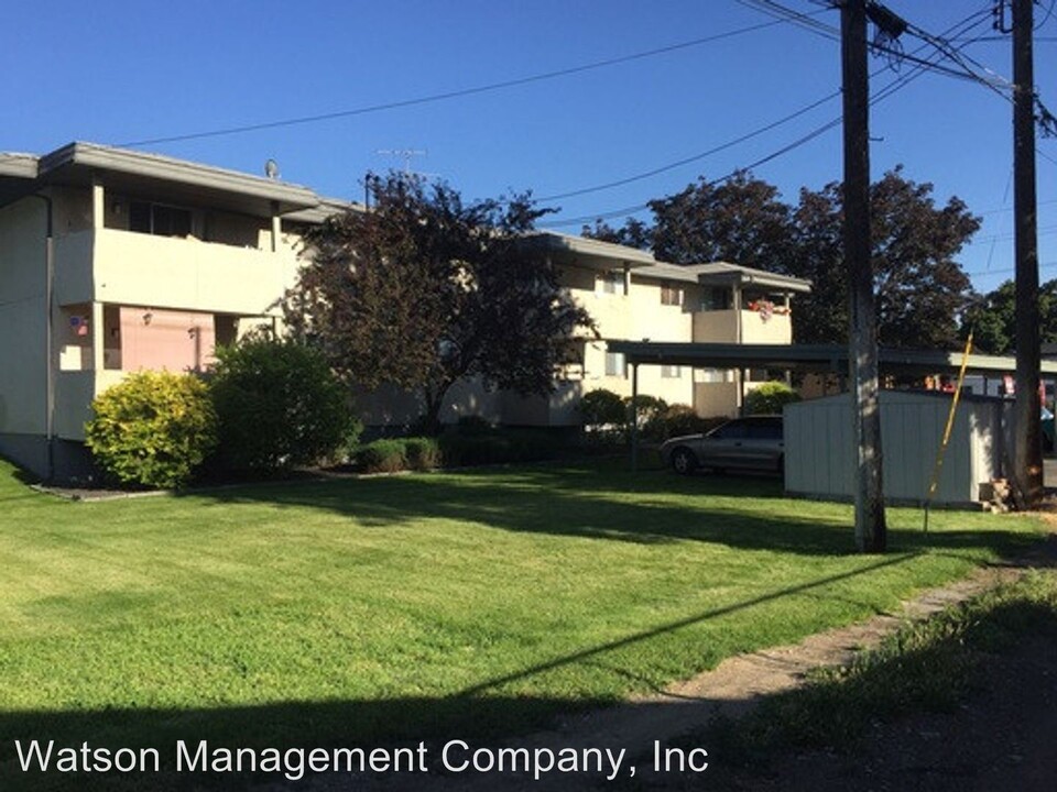 6315 N Washington St in Spokane, WA - Foto de edificio