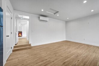 20738 Bryant St in Winnetka, CA - Building Photo - Building Photo
