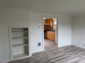 1794 W 18th Ave in Eugene, OR - Building Photo - Building Photo