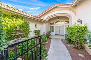 73657 Agave Ln in Palm Desert, CA - Building Photo