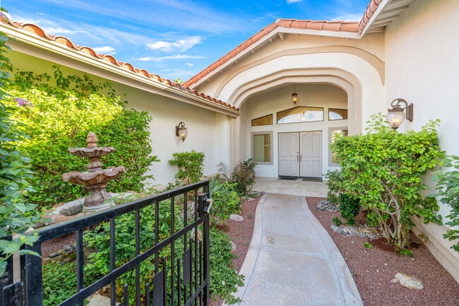 property at 73657 Agave Ln