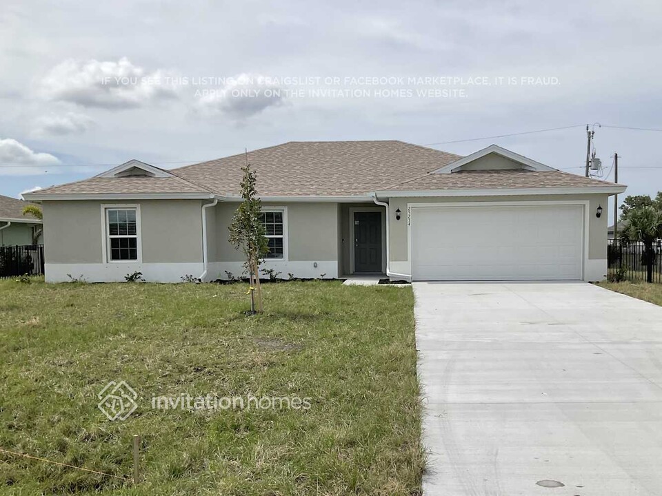 25234 Puerta Dr in Punta Gorda, FL - Building Photo