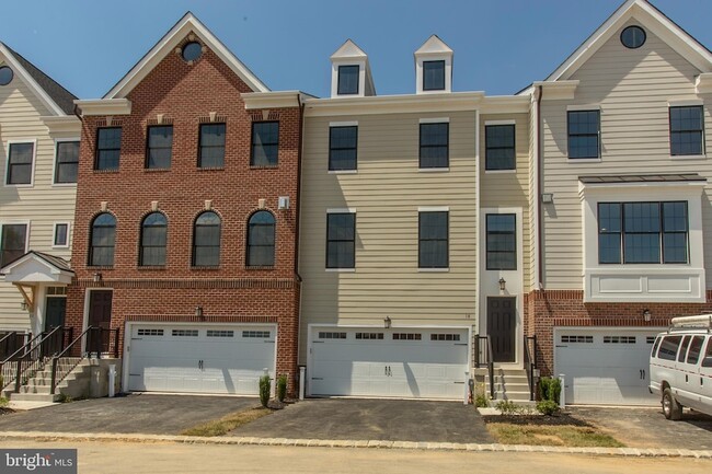 property at 18 Parkview Cir.