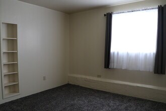 1308 High St, Unit A in Rawlins, WY - Building Photo - Building Photo