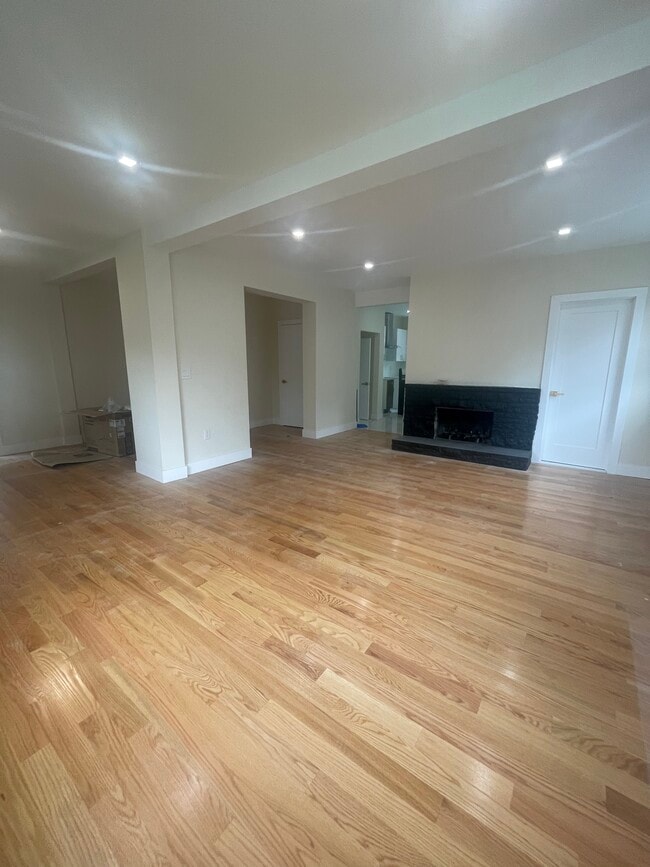 83 Norwood Ave, Unit 1
