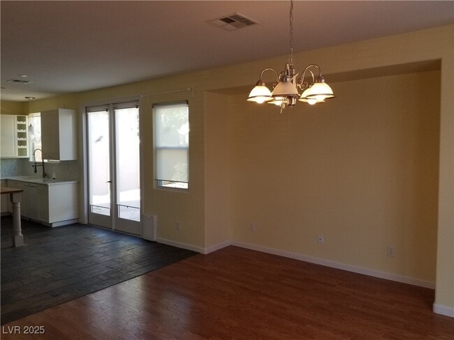 7196 Cressida Ct