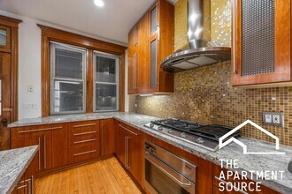 3249 W Evergreen Ave-Unit -2F in Chicago, IL - Foto de edificio - Building Photo