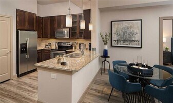 235 Pharr Rd NE in Atlanta, GA - Building Photo