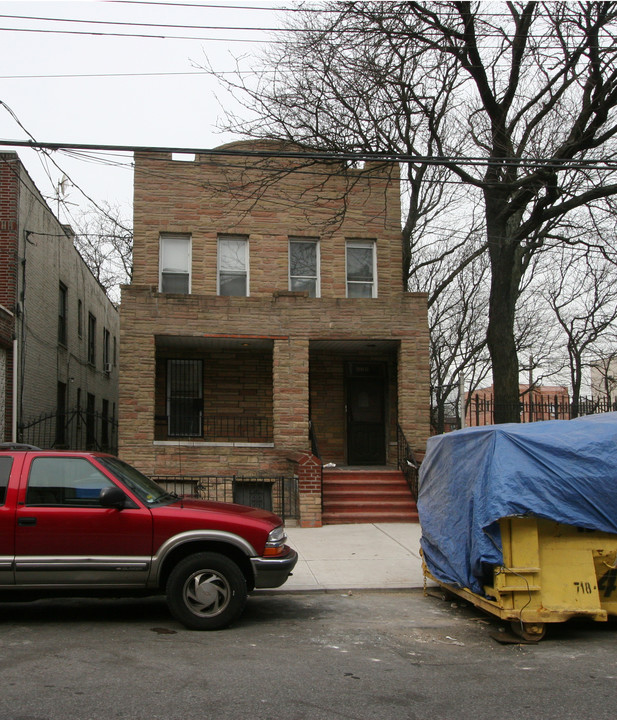 628 Osborn St in Brooklyn, NY - Foto de edificio