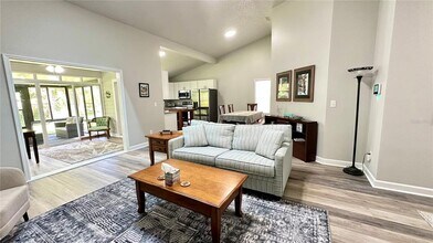 782 Pine Shores Cir in New Smyrna Beach, FL - Building Photo - Building Photo