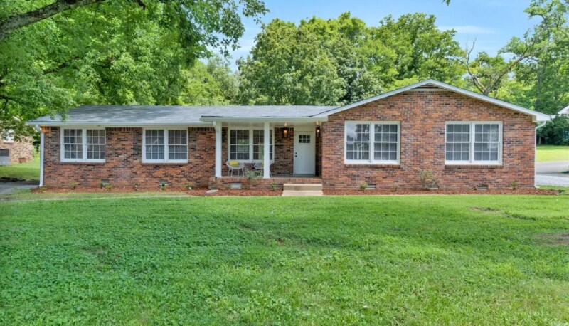 618 Harpeth Bend Dr in Nashville, TN - Building Photo