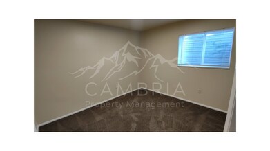 4071 Sun Dr in Kearns, UT - Building Photo - Building Photo
