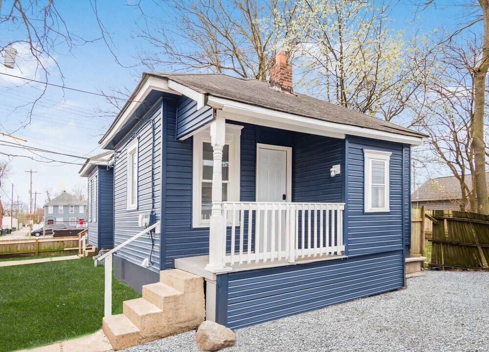 409 E Markison Ave in Columbus, OH - Building Photo