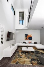 330 31st Ave N in St. Petersburg, FL - Building Photo - Building Photo