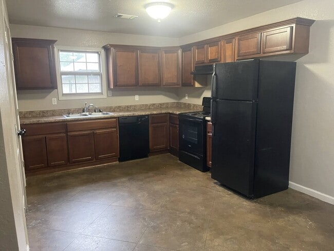 718 S 6th St, Unit 1 in Paragould, AR - Foto de edificio - Building Photo