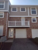 5493 Library Rd in Bethel Park, PA - Building Photo