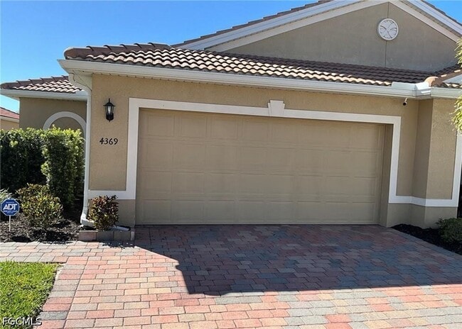 property at 4369 Dutchess Park Rd