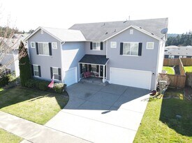 1175 Swan Loop in Dupont, WA - Building Photo