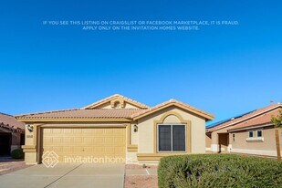 14938 N 132nd Ln, Unit D in Surprise, AZ - Building Photo