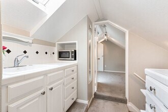 332-332 Waverley St in Palo Alto, CA - Building Photo - Building Photo