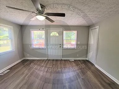 225 Holly Smith Dr in Mcdonough, GA - Foto de edificio - Building Photo