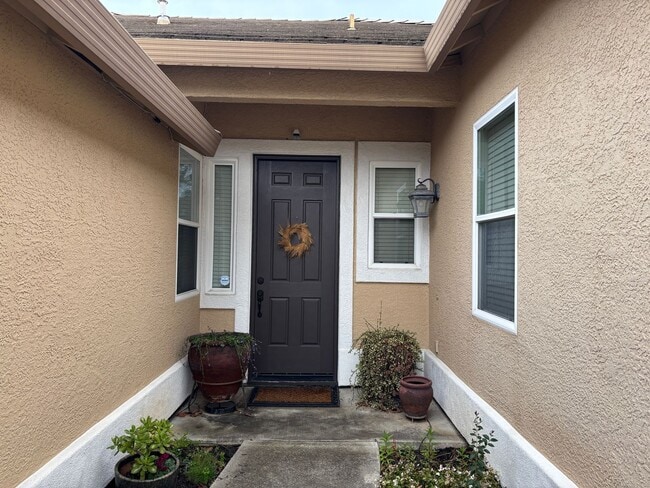 3305 Marina Cove Cir in Elk Grove, CA - Building Photo - Building Photo