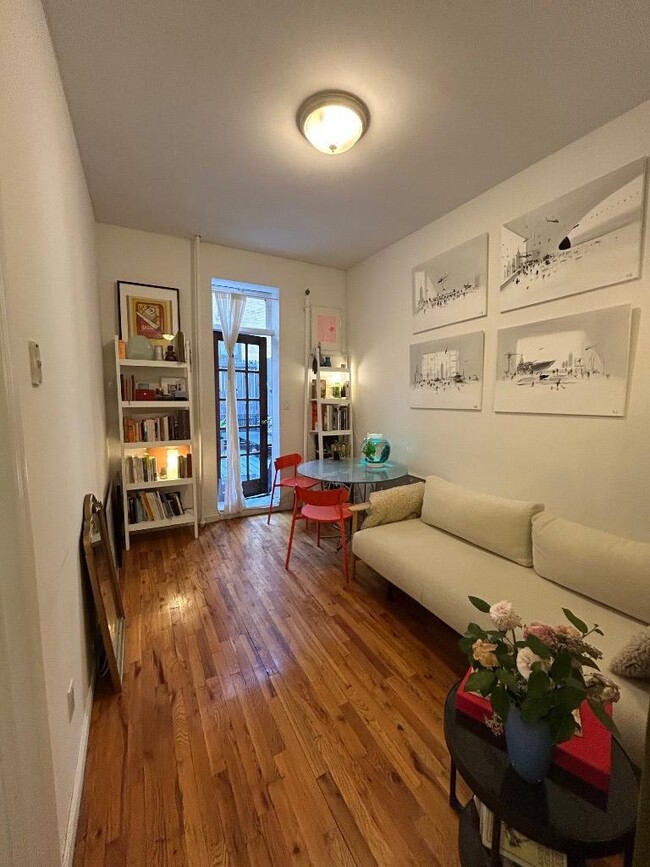 property at 72 East 86th St