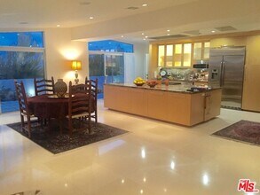 3440 Shoreheights Dr in Malibu, CA - Building Photo - Building Photo