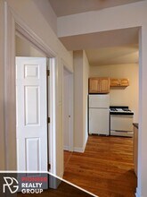 813 W Cornelia Ave, Unit N2 in Chicago, IL - Foto de edificio - Building Photo