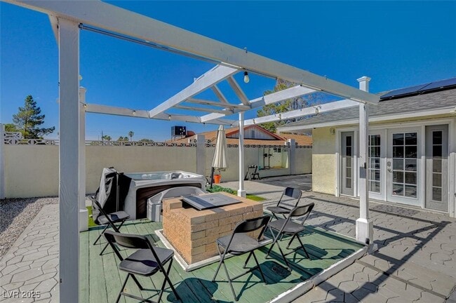 property at 5248 Rambling Rd