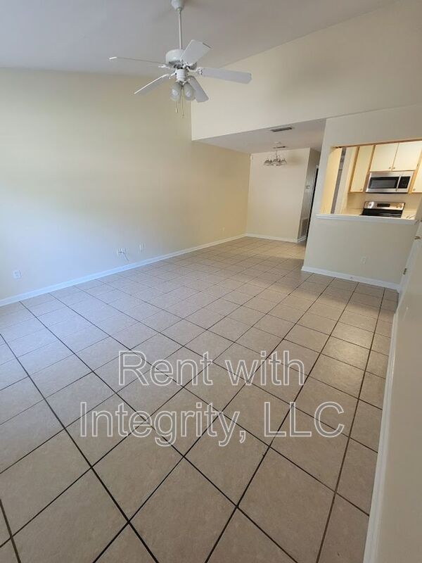 1350 Castelnau Ct in Tallahassee, FL - Building Photo - Building Photo