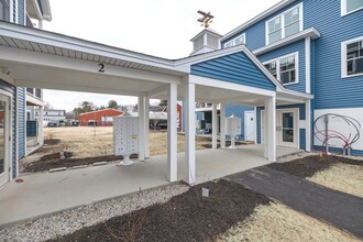 2-4 Diane Way in Windham, ME - Building Photo - Building Photo