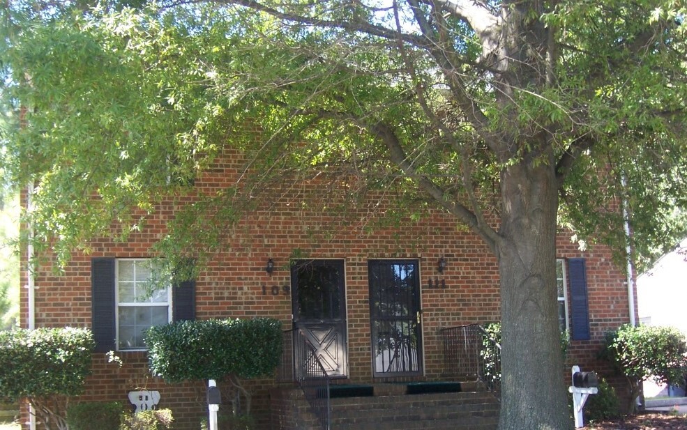 109 Ransone St in Hampton, VA - Building Photo