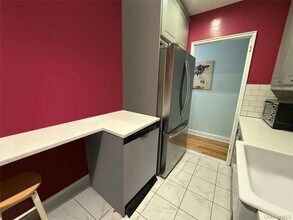 76-10 34th Ave in Queens, NY - Building Photo - Building Photo