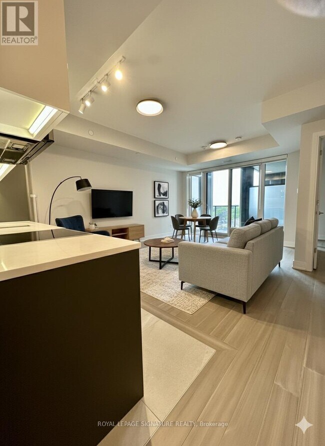 property at 664 Spadina Ave.