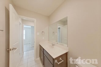 881 Darst Dr in Fate, TX - Building Photo - Building Photo