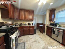 11 City View Rd in Brookline, MA - Building Photo