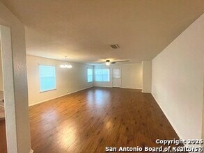 1317 Wagon Wheel in Schertz, TX - Building Photo - Building Photo