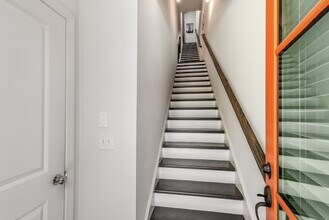 449 Parkway Dr NE in Atlanta, GA - Building Photo - Building Photo